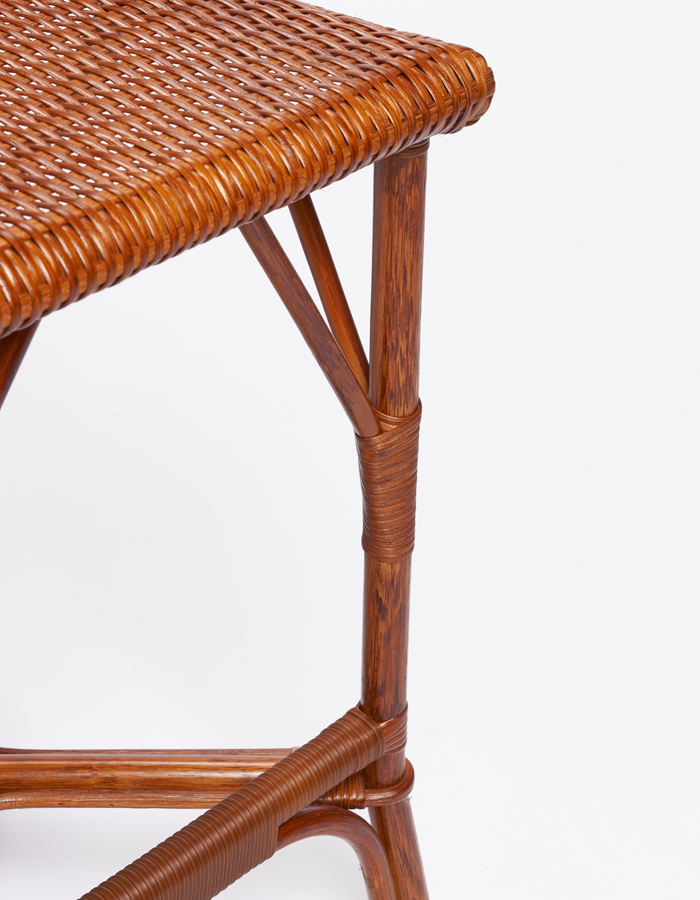 Antica_Stool_Tabacco_Detail_01_G7475