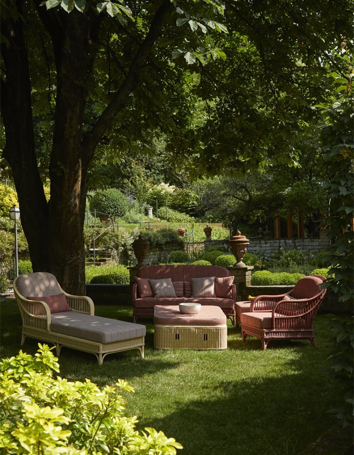 Arpa_Out_Chaise_Arm_Sofa_Ottoman_Nude_Terracotta_Set_03