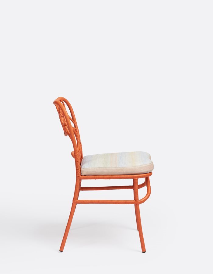 Senzafine_chair_ambra_side_02_G226
