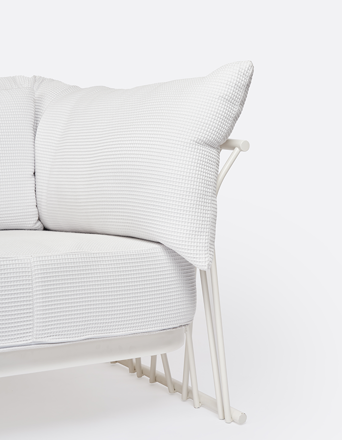 Traccia_ArmchairXL_Latte_Detail_03_700(0)