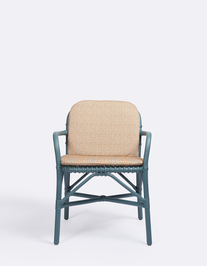 Wild_Chair_DustyBlue_Front_G9253